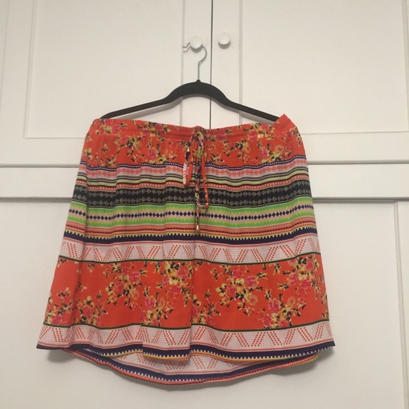 Drawstring skirt - Picture 3 of 12